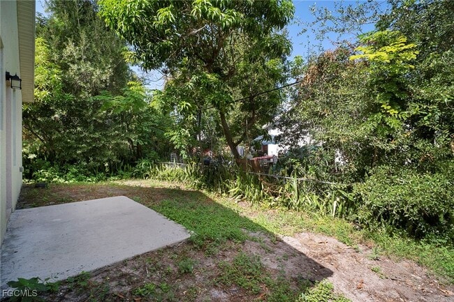 Building Photo - 3309 Armstrong Ct