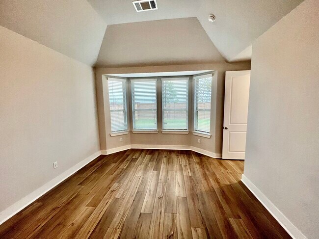 Building Photo - 18426 Palmetto Vw Dr