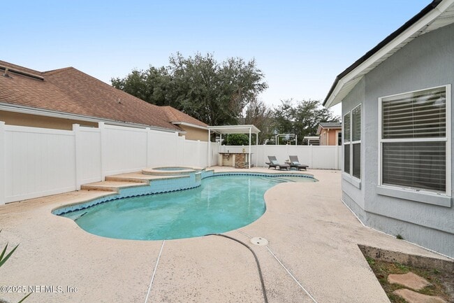 Building Photo - 10008 Sifton Ct