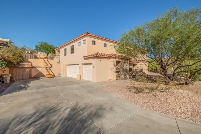 Building Photo - 15330 E Walnut Ln