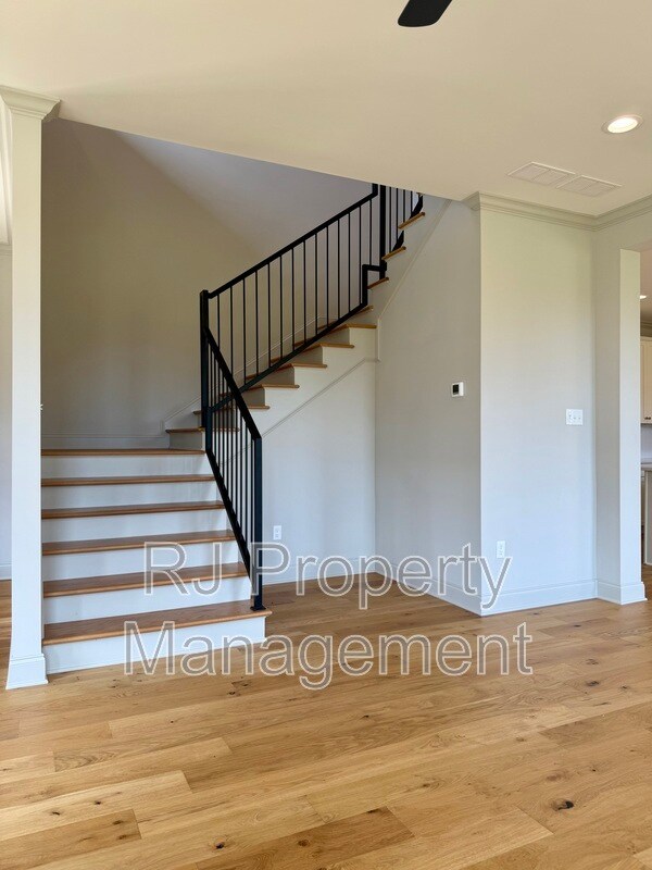 Building Photo - 924 Aldwick Dr