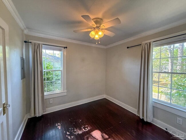 Building Photo - 1970 W Romana St