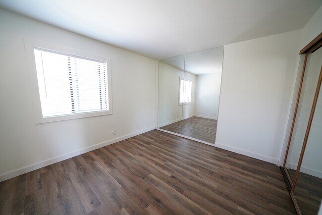 Building Photo - 28015 Sarabande Ln