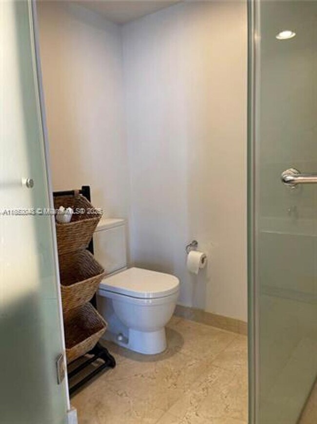 Building Photo - 250 Sunny Isles Blvd
