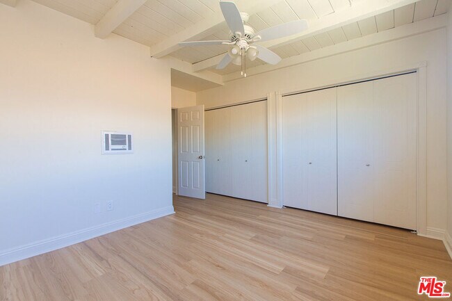 Building Photo - 2320 Clark Ln