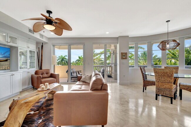 Building Photo - 155 S Ocean Ave