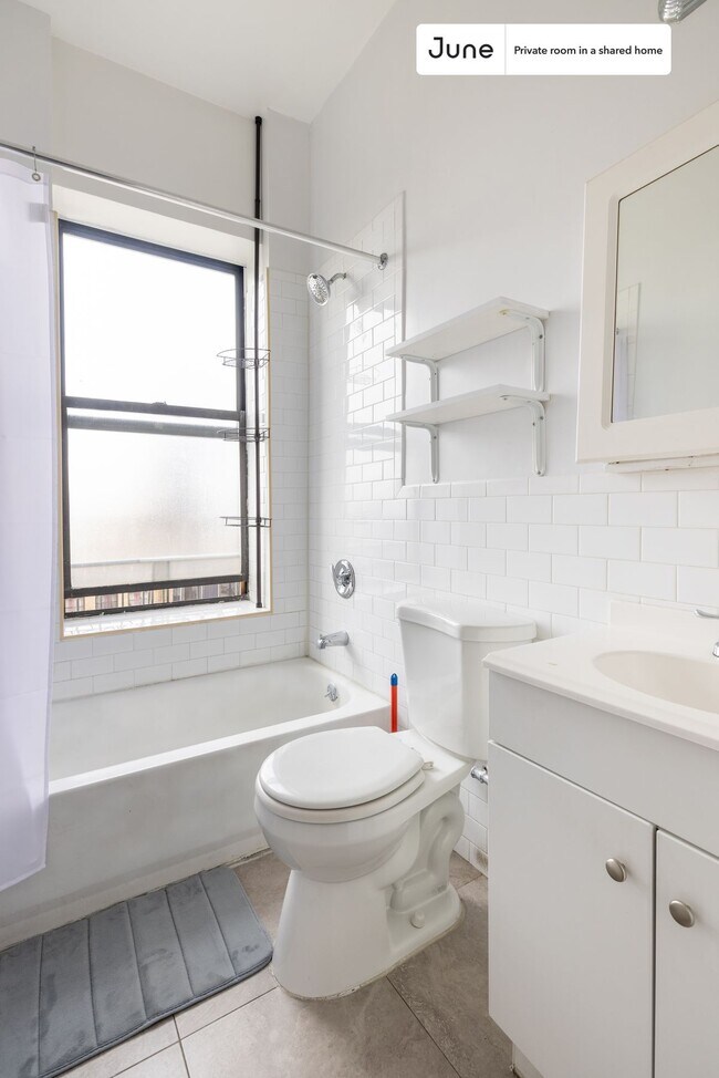 Building Photo - Room in Shared 2 bed/1 bath home in Crown Heights