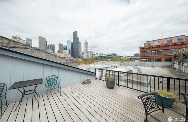 Building Photo - 2bd/1ba Seattle Condo