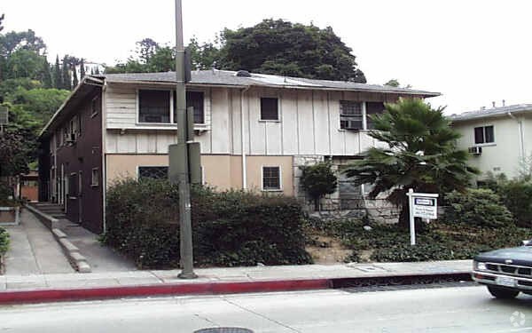 Primary Photo - 1714-1718 Laurel Canyon Blvd