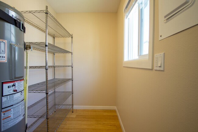 Building Photo - Charming St. John's 2-Bedroom Ready Mid-June!