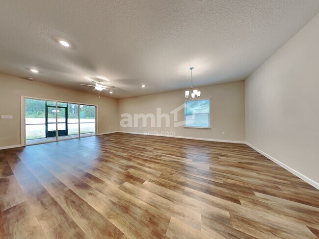 Building Photo - 192 Spruce Pt