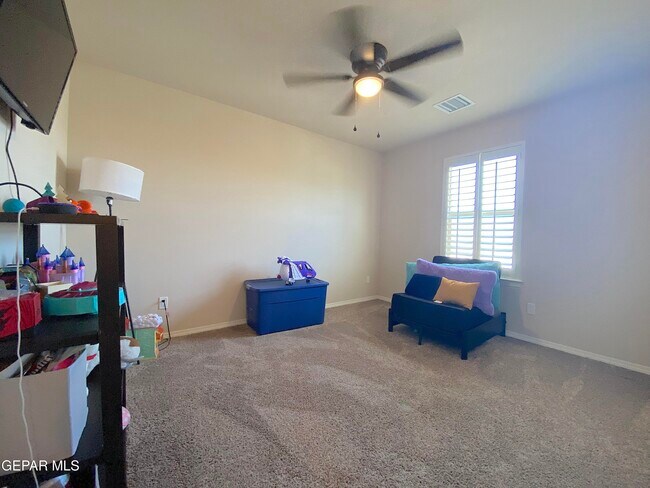 Building Photo - 7421 Eagle Vista Dr