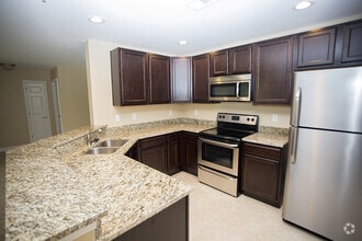 Building Photo - Luxury 2B/2B Apartment in FWB in Pristine ...