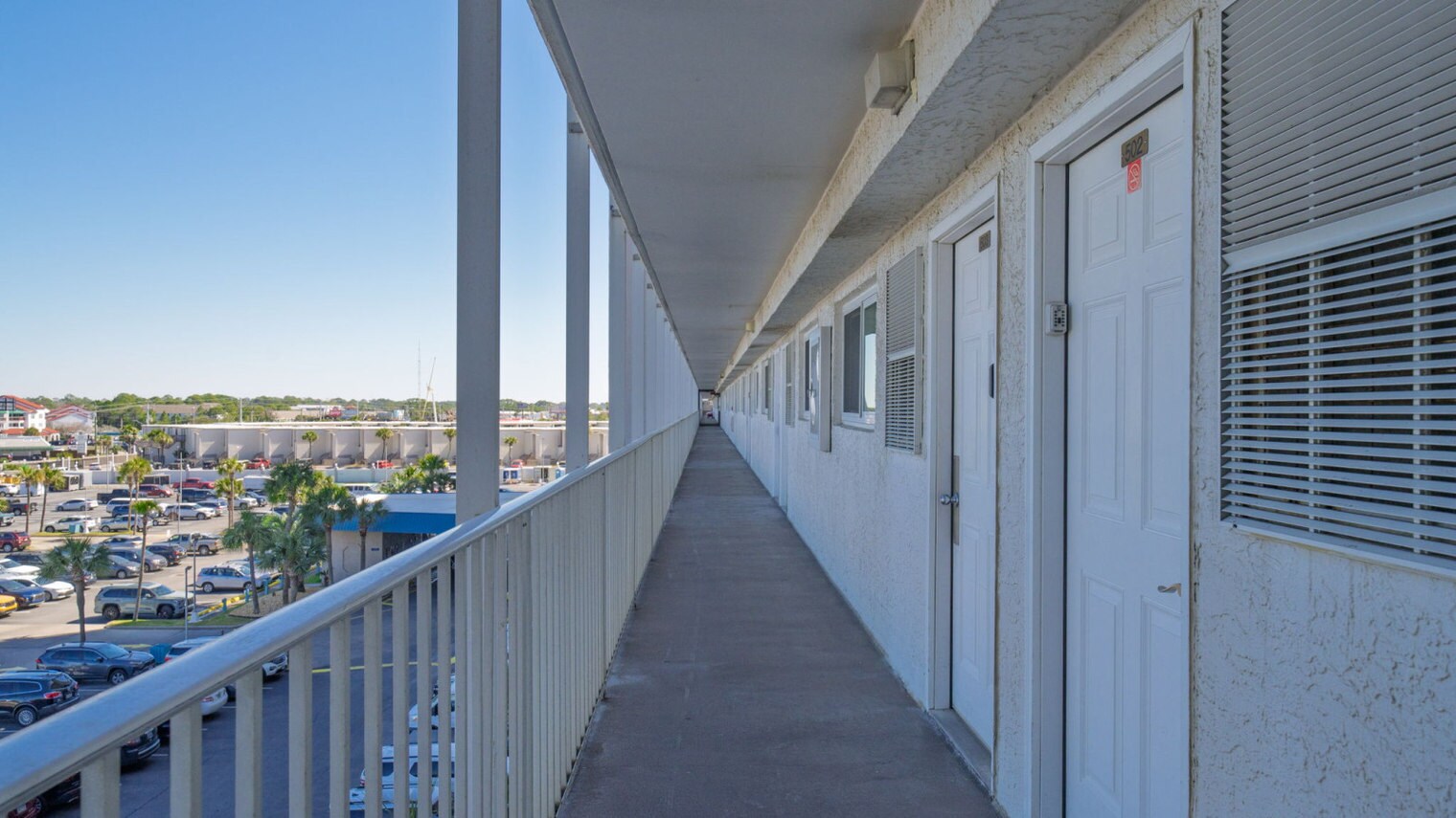 Building Photo - 8743 Thomas Dr