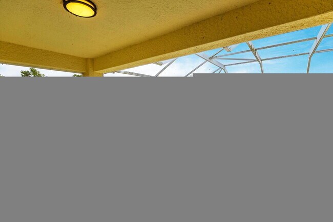 Building Photo - Rare 5 Bedroom Pool Home in Gated Community