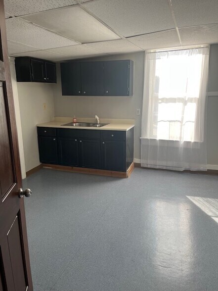 kitchen - 233 S Market St