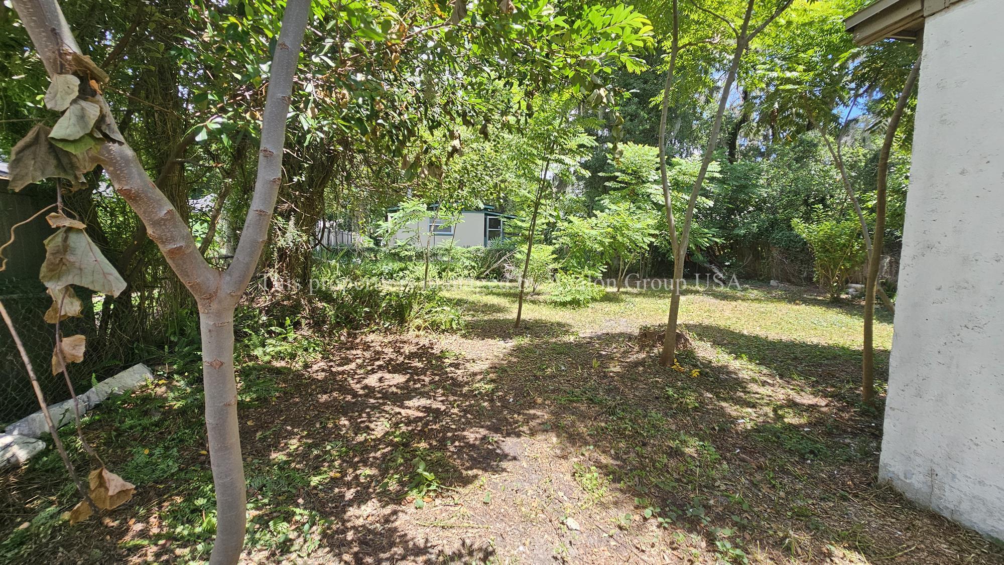 Building Photo - 7007 Oakwood Dr