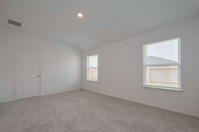 Building Photo - 30842 Brightwell Bnd