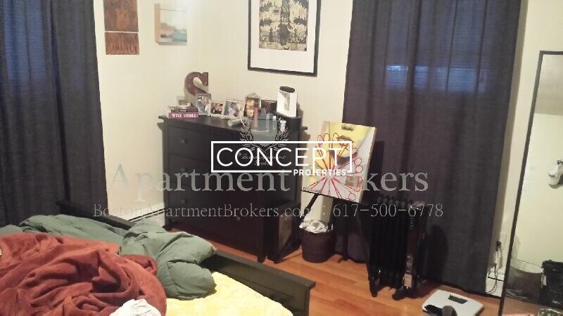 Building Photo - 361 Faneuil St