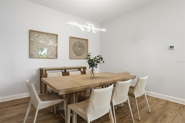 Building Photo - 16000 Volterra Point