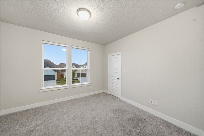 Building Photo - 31719 Hatcher Grv Ln