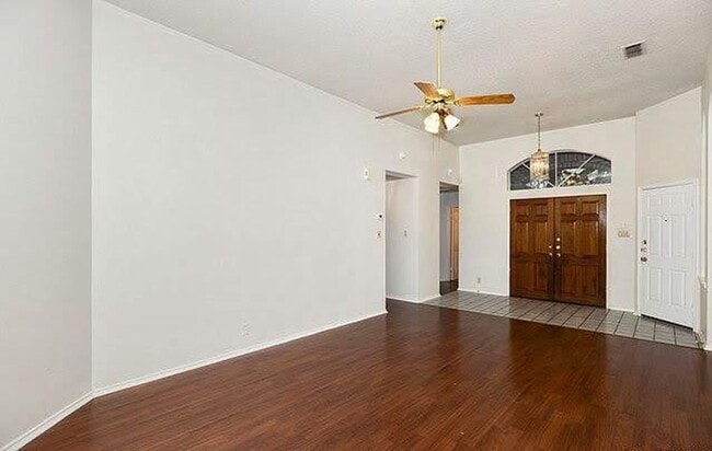 Building Photo - One Story With Open Floor Plan and Beautiful Oak Trees