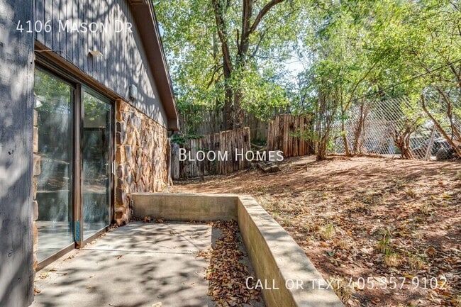 Building Photo - 4106 Mason Dr