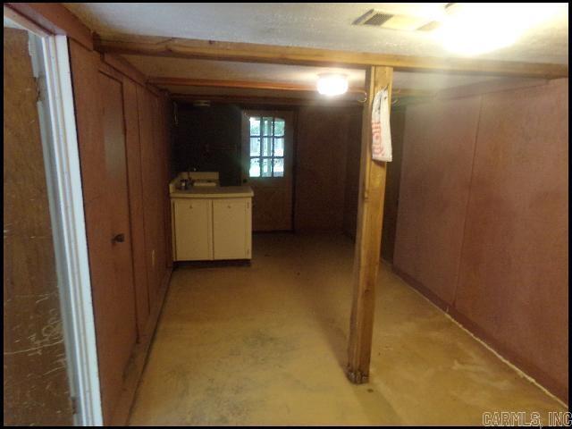 Building Photo - 8 Flourite Ct