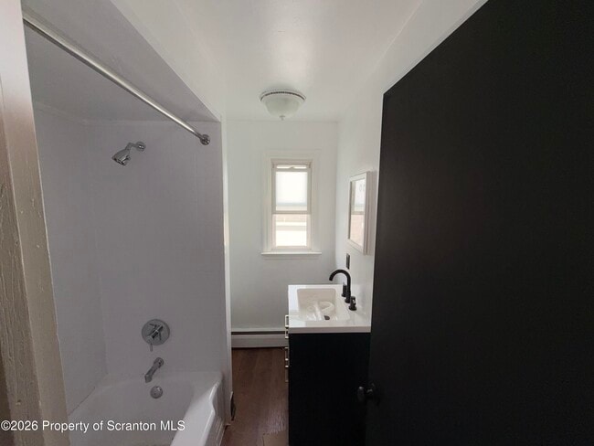 Building Photo - 149 Tompkins St
