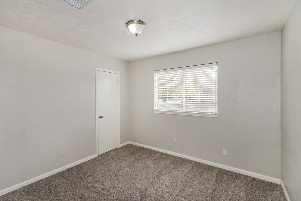 Building Photo - 16158 Coyridge Ln