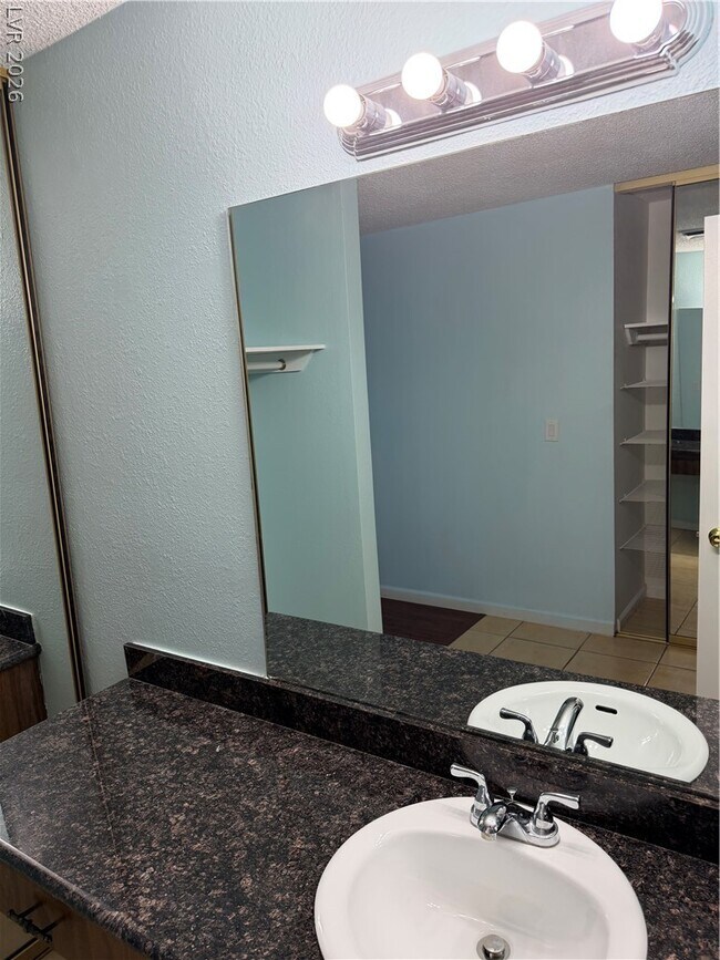 Building Photo - 6747 Flora Dr