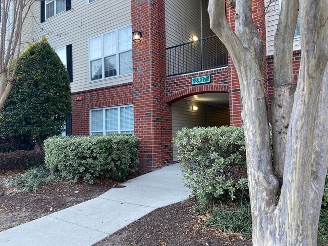 Building Photo - Bellingham Park Beauty