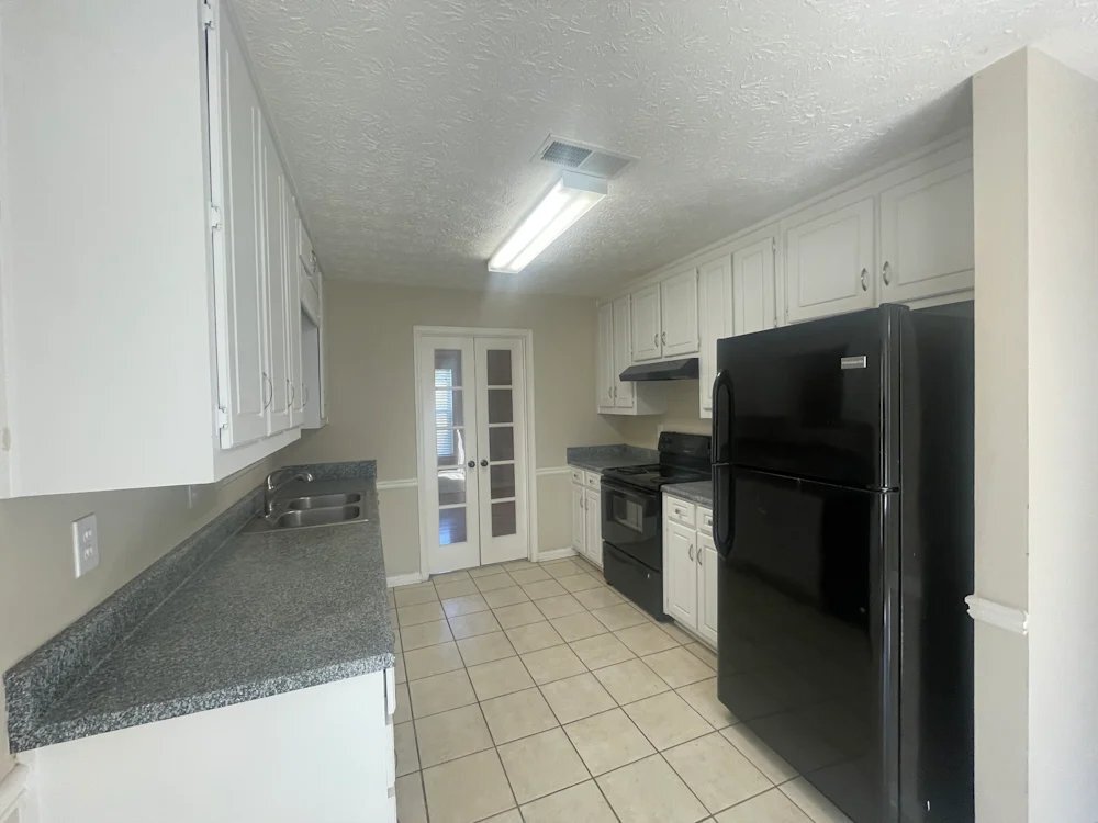 Building Photo - 2975 Hampton Valley Dr SE