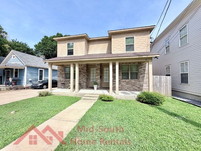 Building Photo - 82 N Rembert St