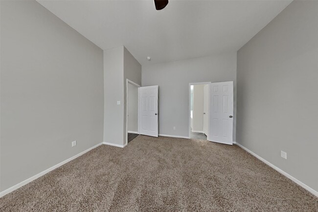 Building Photo - 6607 Portlick Dr