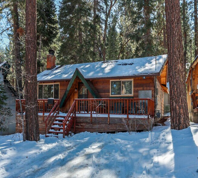 Building Photo - 42939 Fairy Ave