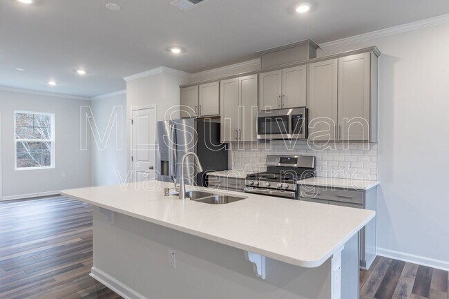 Building Photo - 5355 Arkose Dr
