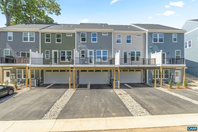 Building Photo - 5022 Lindley Pl