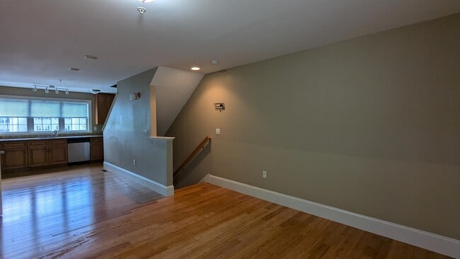 Building Photo - 69 Breckenridge Way