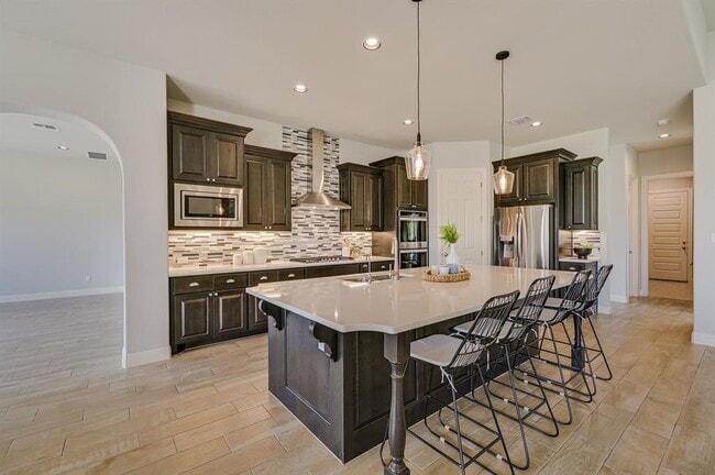 Building Photo - 227 Dally Ct