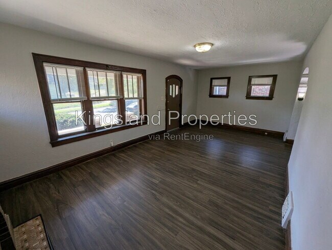 Building Photo - 5529 Mimika Ave