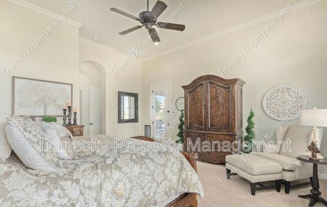 Building Photo - 8510 E Leland St