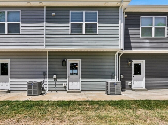 Building Photo - 354 Front Rdg Cir