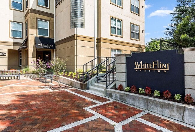 Building Photo - 1 Bed 1 Bath - North Bethesda Condo - 1 Reserved Parking Space