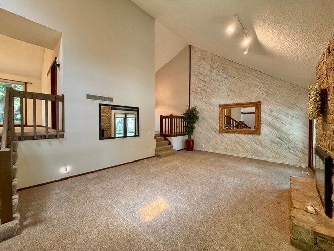 Building Photo - 8238 Parkhill Cir