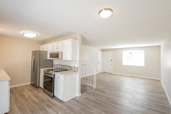 Building Photo - 4089 E 118th Ave