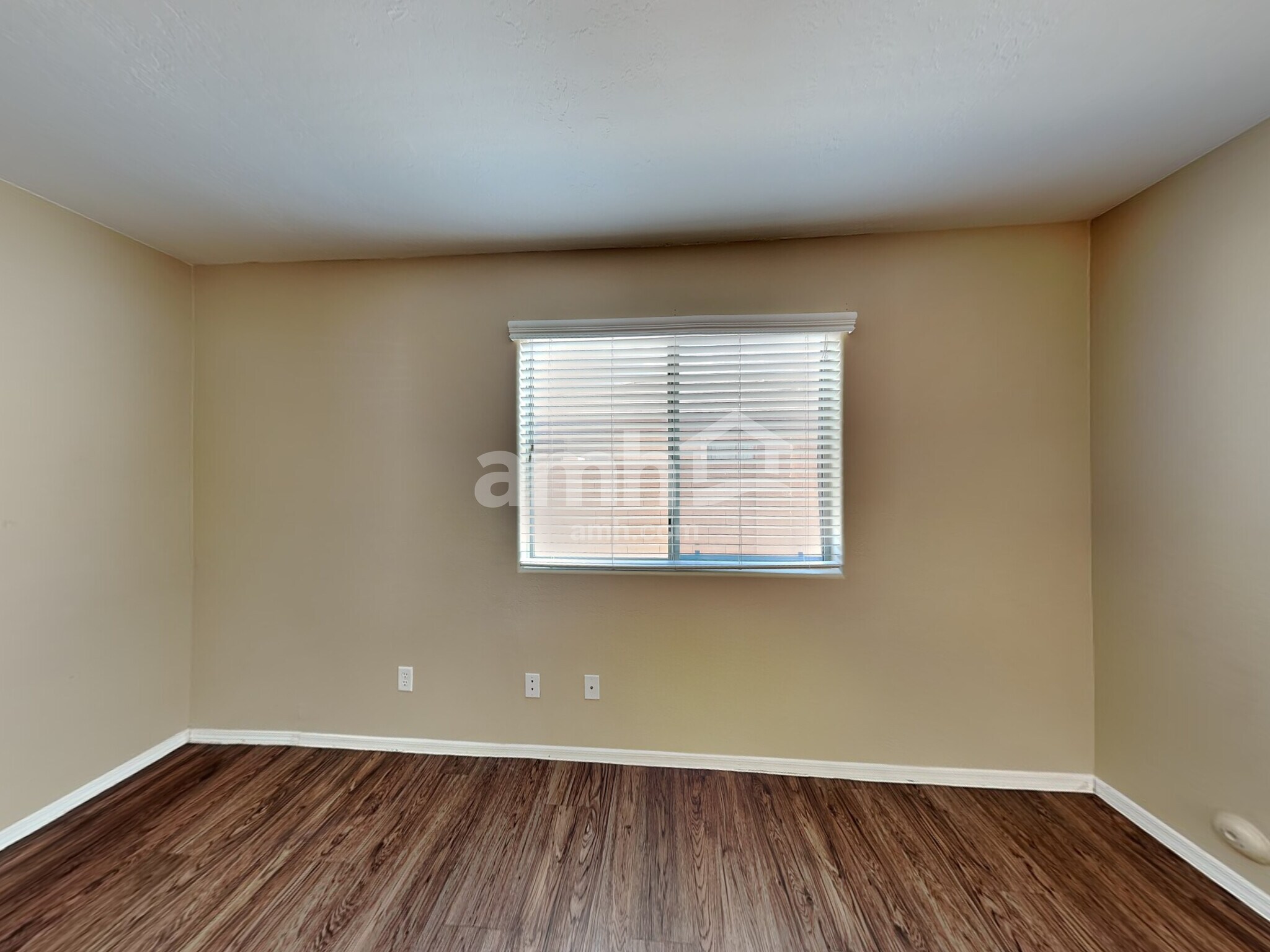 Building Photo - 6542 S 258th Dr