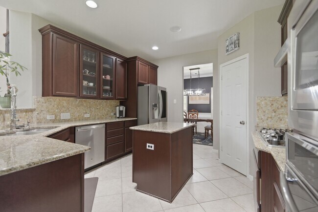 Building Photo - 14535 Mountain Cliff Ln