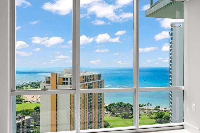 Building Photo - Beautiful Ocean View 2-Bedroom / 2-Bathroo...