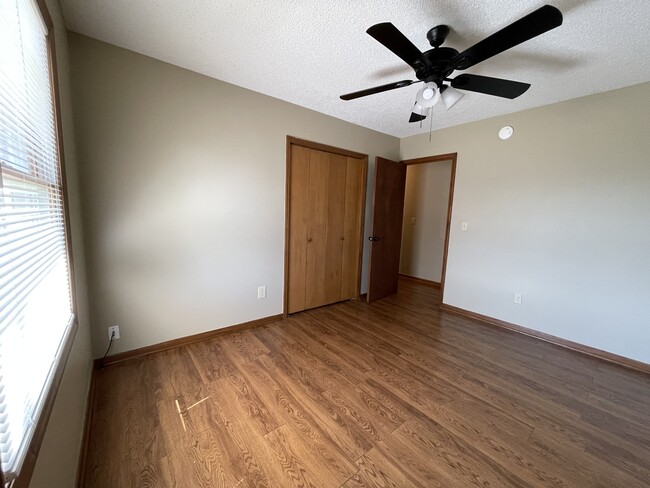 Building Photo - 2018 Timberridge Dr